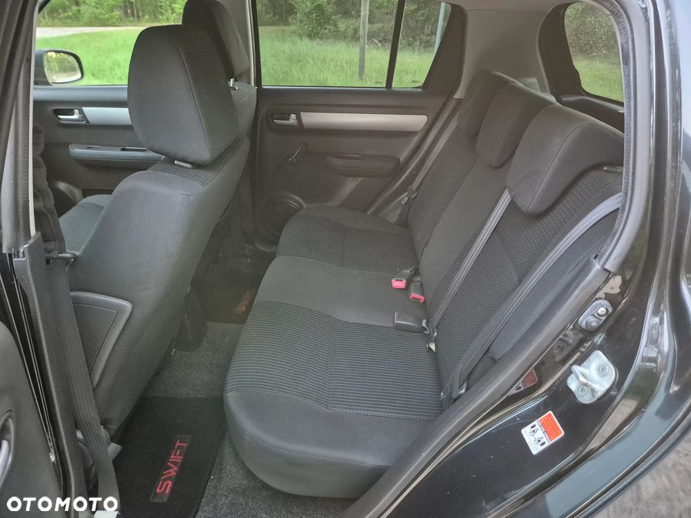 Suzuki Swift - 31