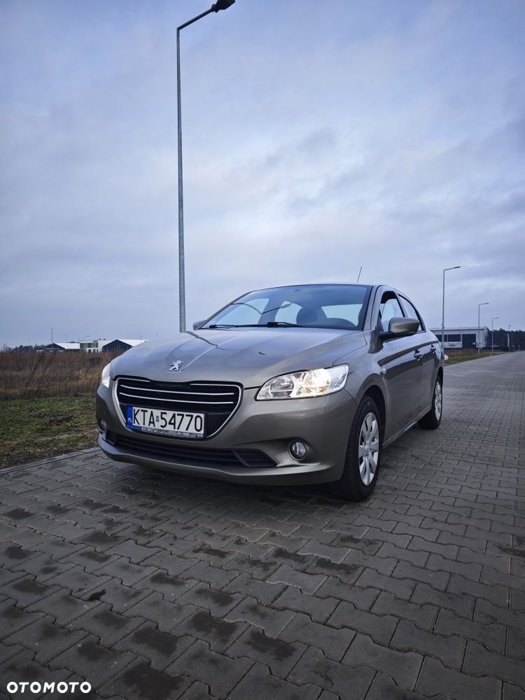 Peugeot 301 - 3