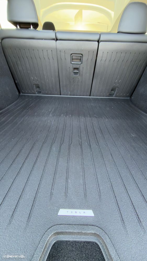 Tesla Model Y Tração Traseira - 12