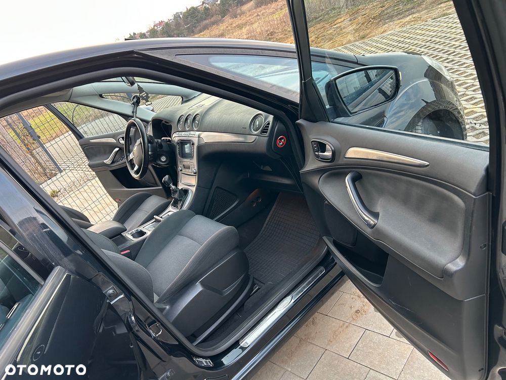 Ford S-Max - 7