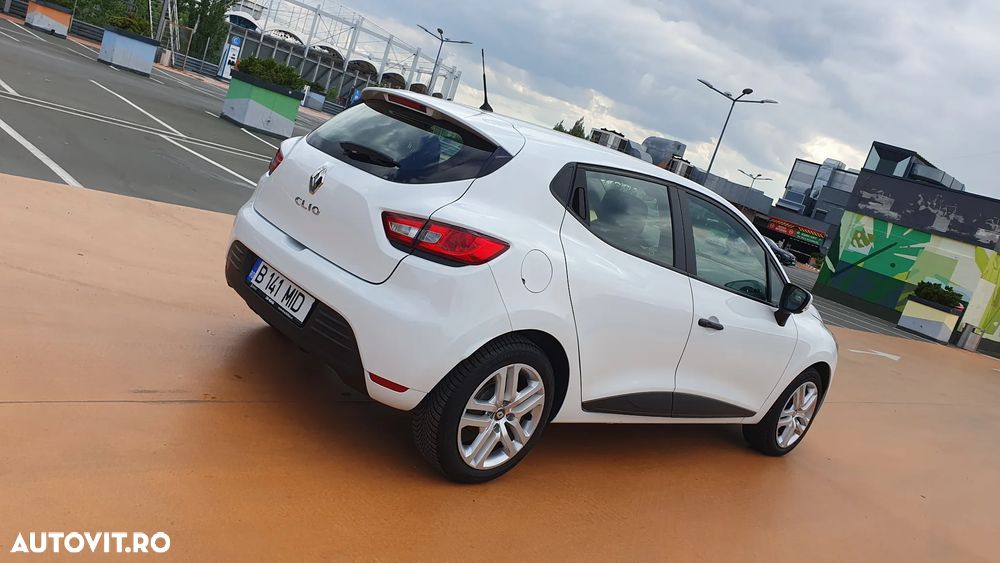 Renault Clio TCe Life - 28