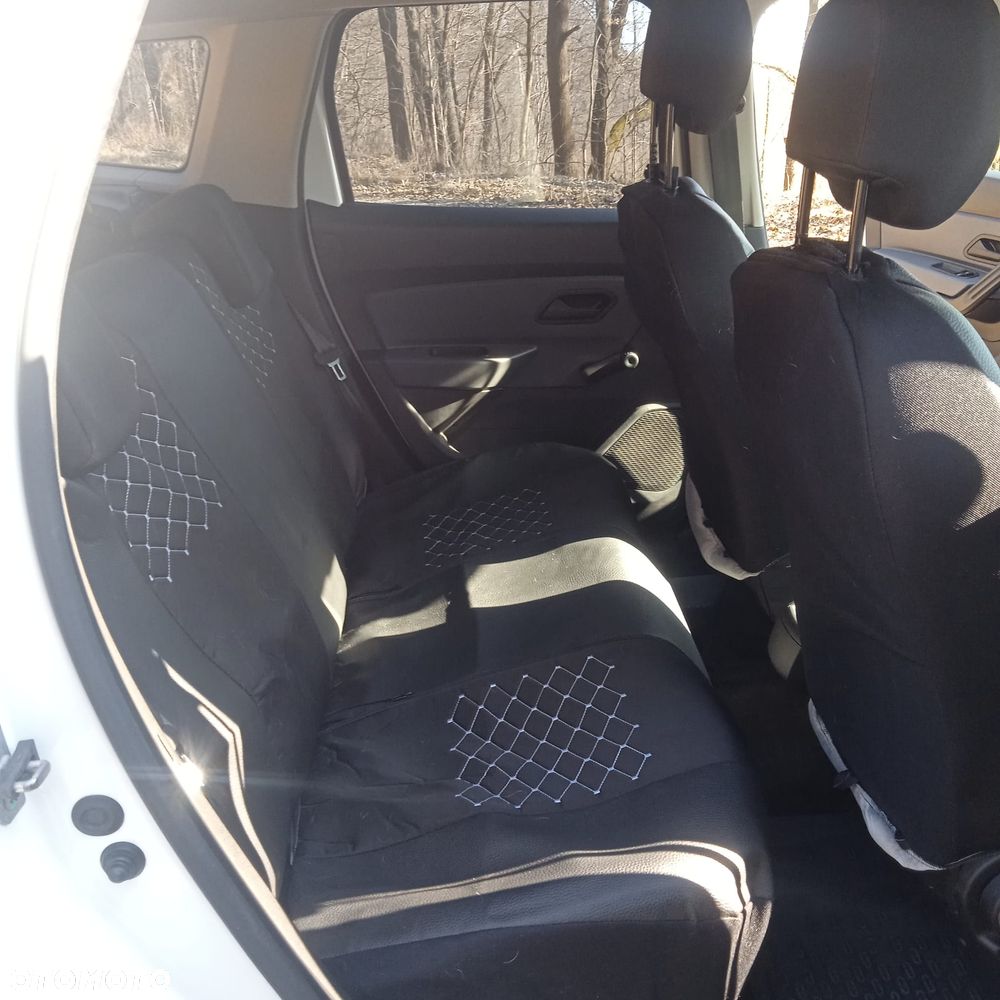 Dacia Duster 1.0 TCe Essential - 8