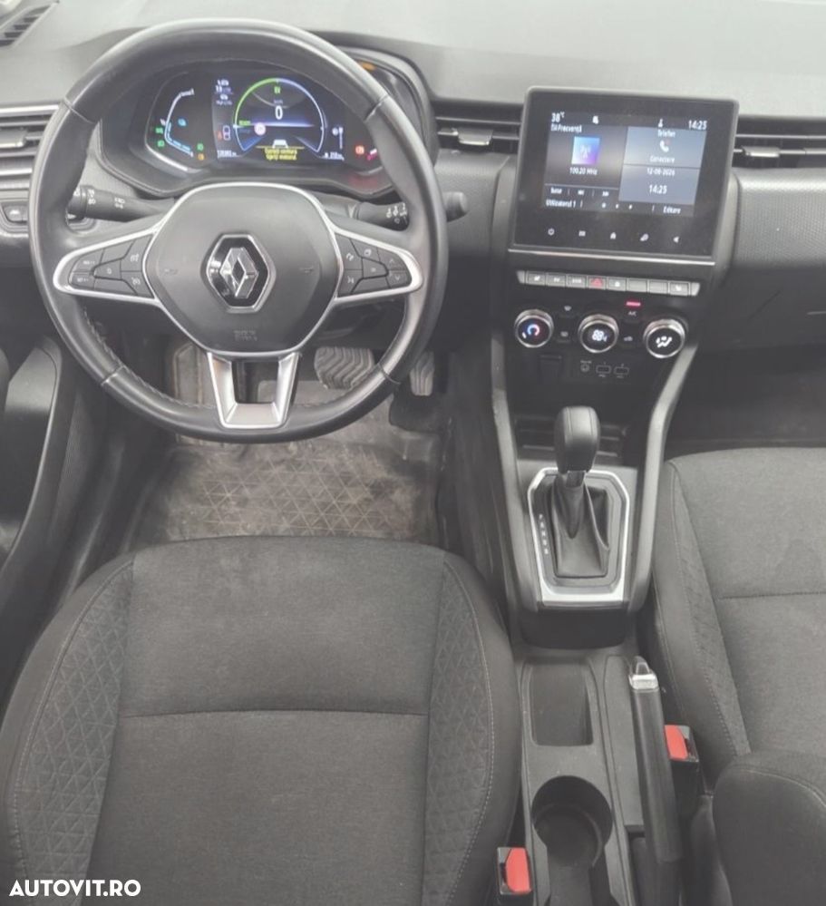 Renault Clio V E-Tech 145 Evolution - 3