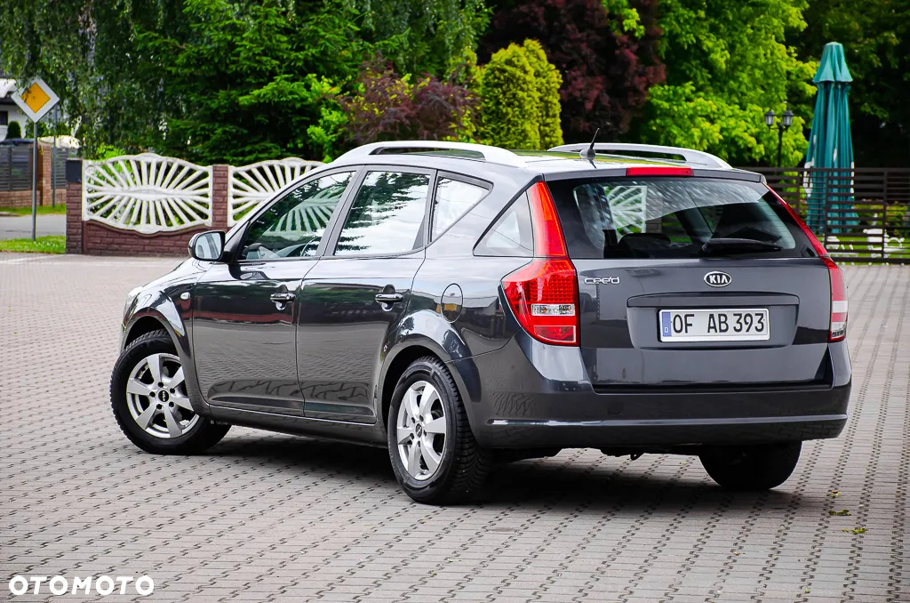 Kia Ceed 1.4 CVVT Attract - 17