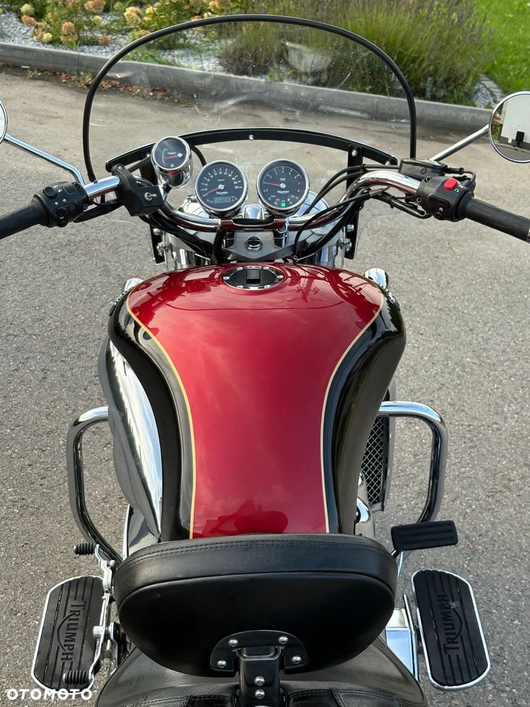 Triumph Rocket - 8