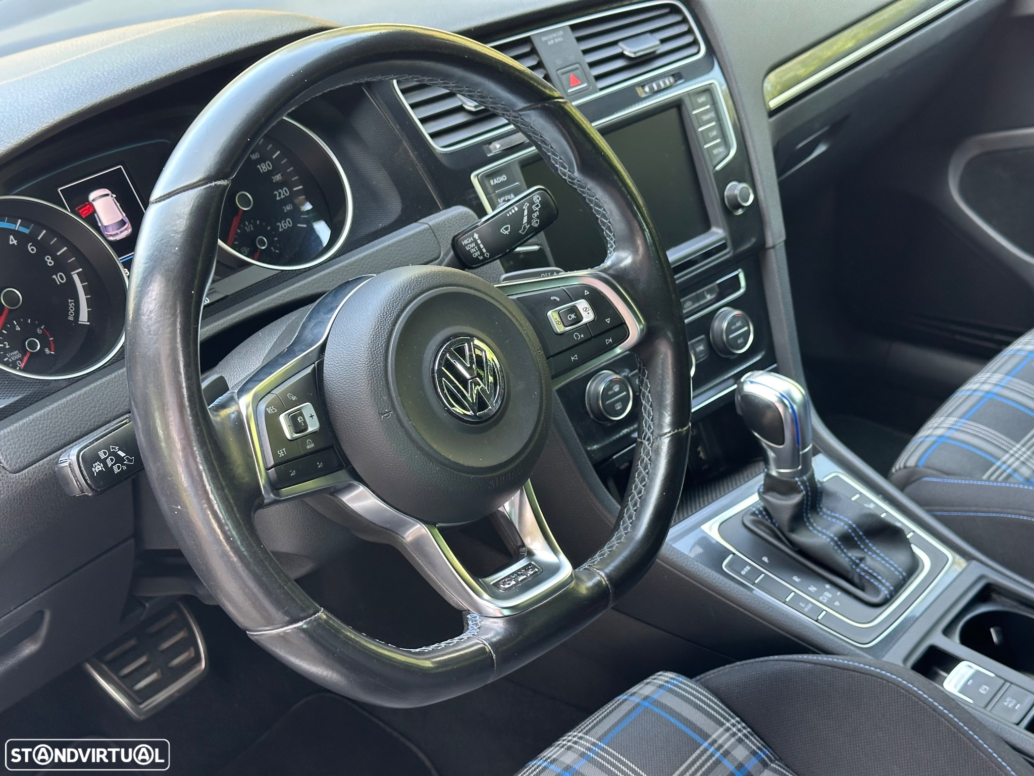 VW Golf 1.4 GTE Plug-in - 11