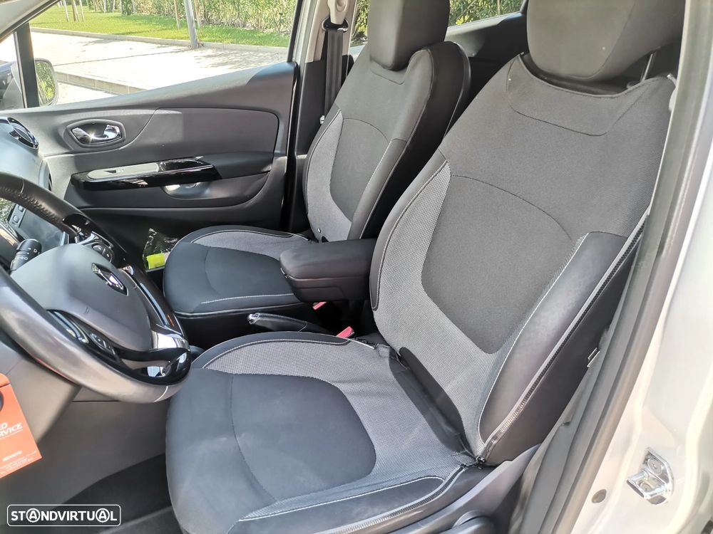 Renault Captur 1.5 dCi Exclusive EDC - 7