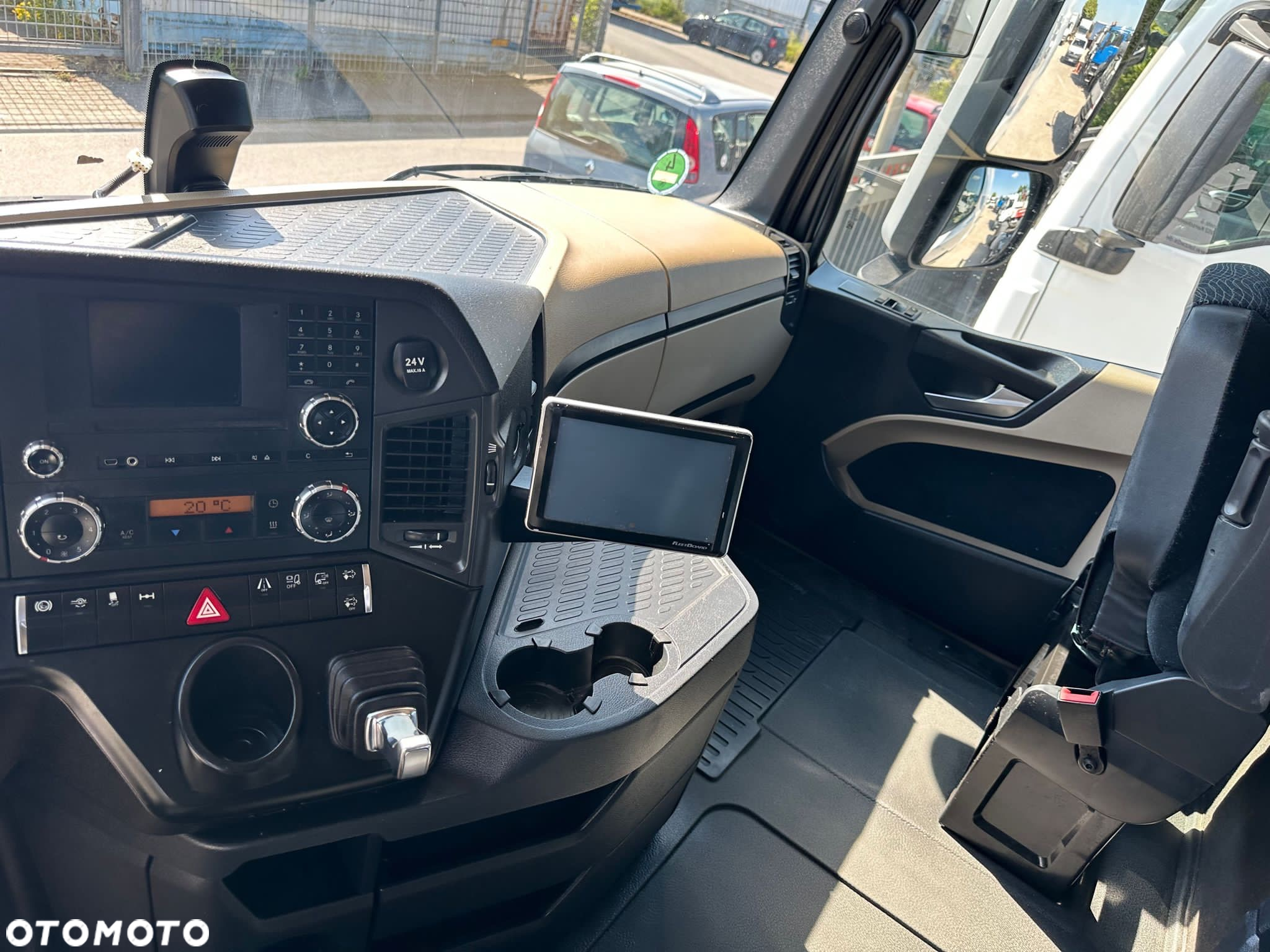 Mercedes-Benz 1845 ! 436000km!! Full serwis !! Z Niemiec - 9