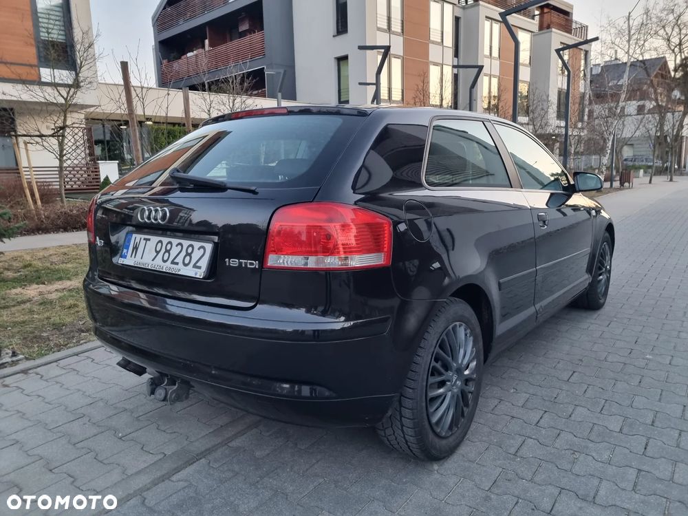 Audi A3 3-drzwiowe 1.9 TDI Ambiente - 4