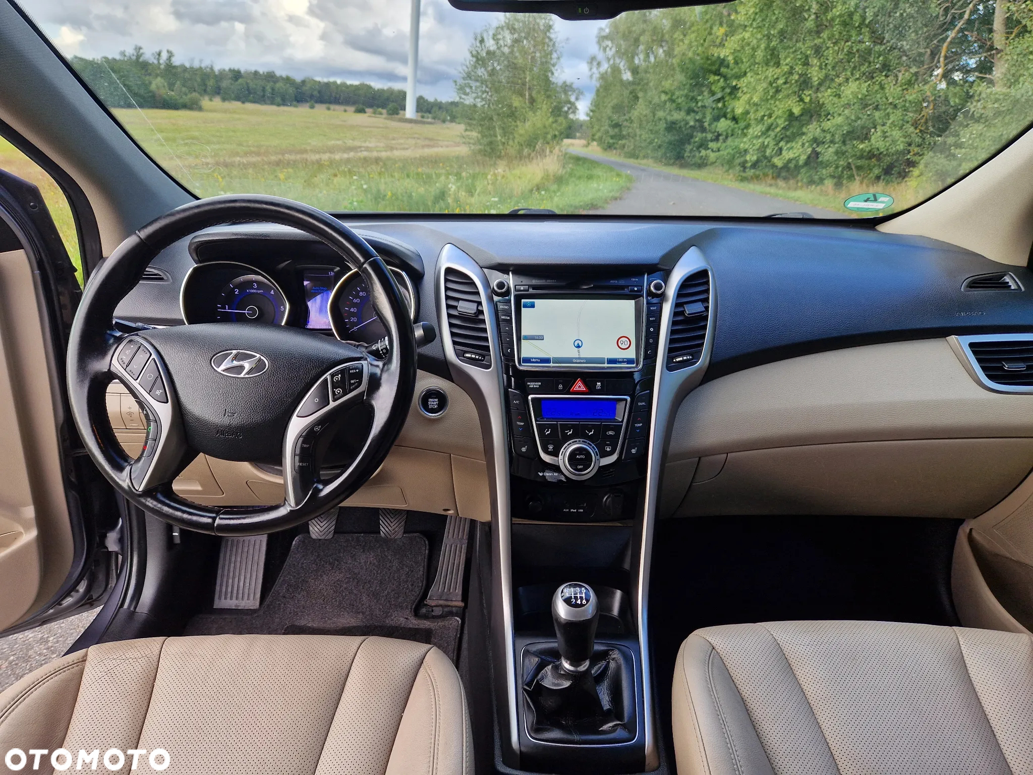 Hyundai i30 blue 1.6 CRDi Trend - 18
