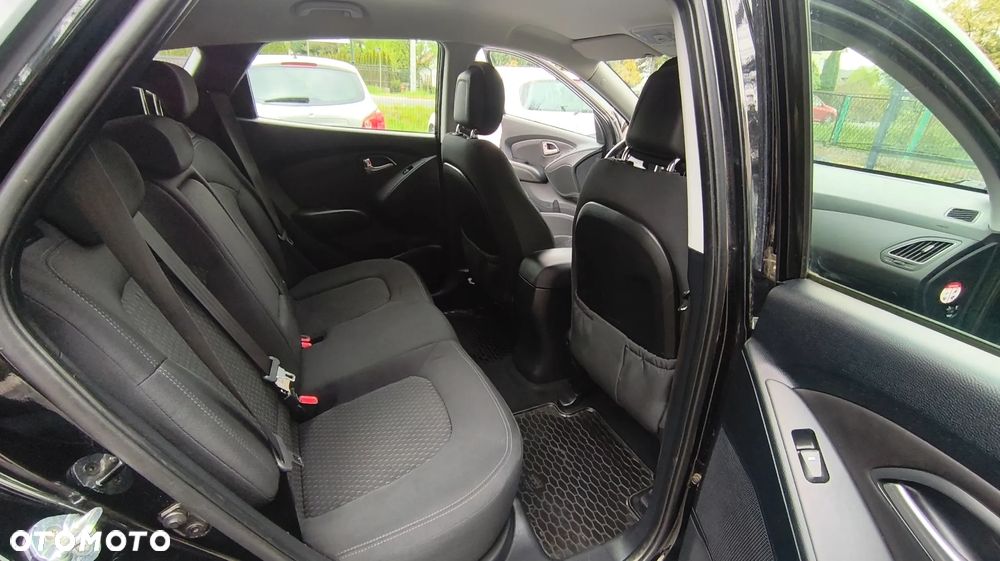 Hyundai ix35 2.0 4WD Style - 21