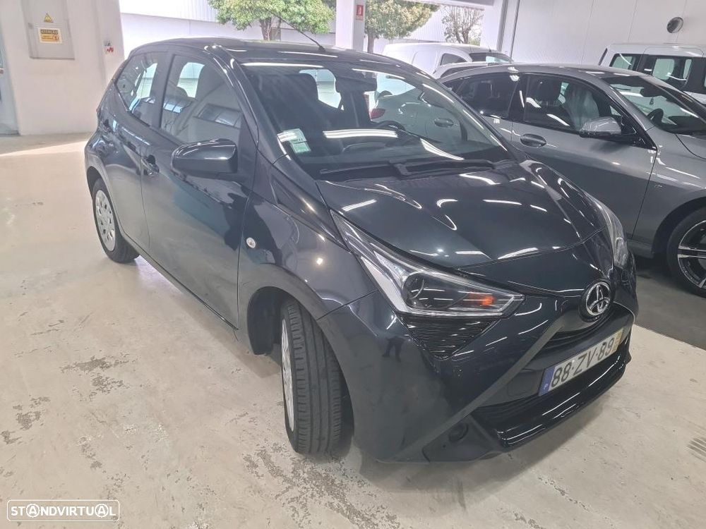Toyota Aygo 1.0 X-Play+X-Touch - 4