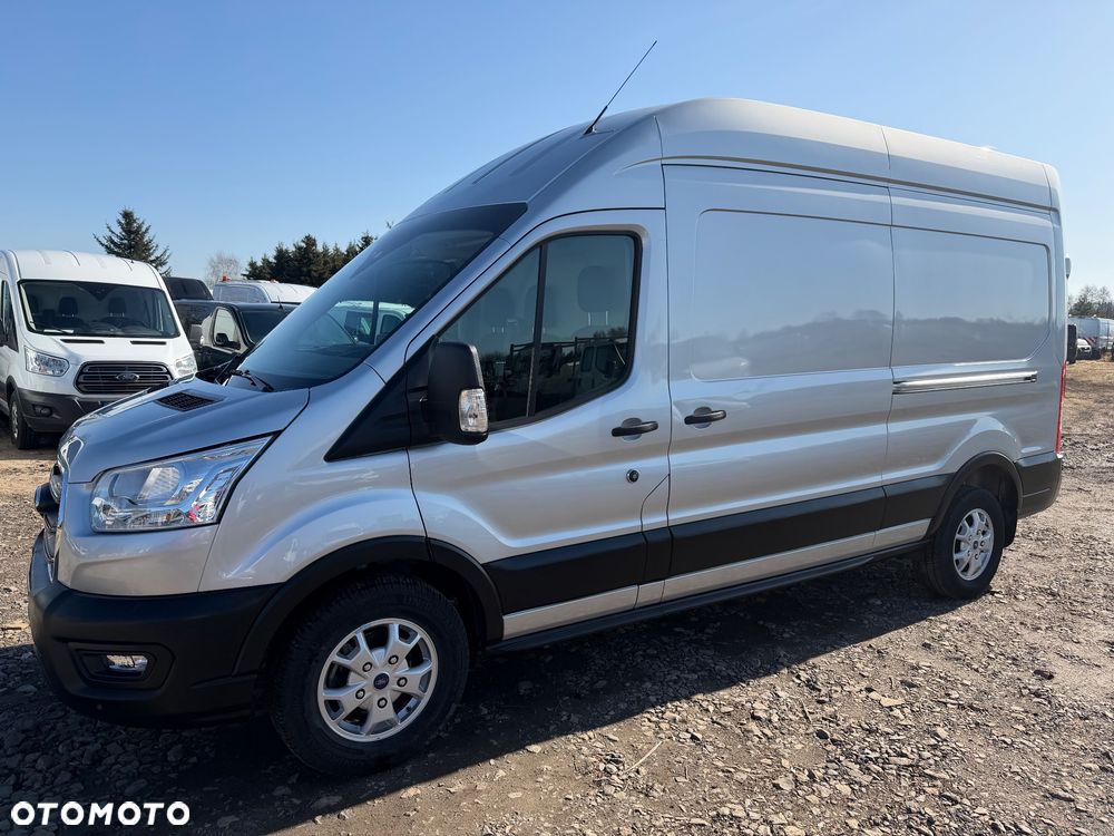 Ford Transit - 1