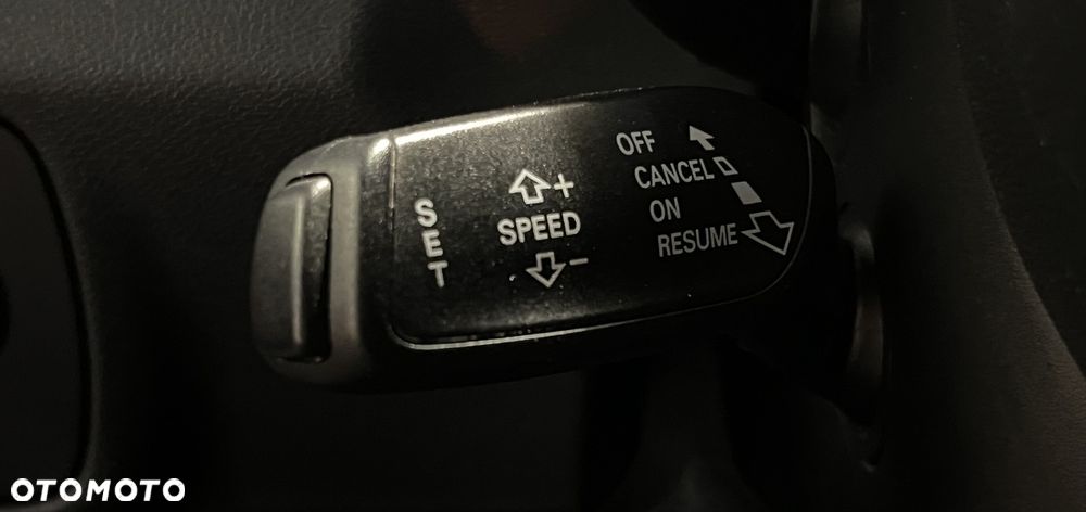 Audi A1 Sportback 1.6 TDI S line Sportpaket - 18