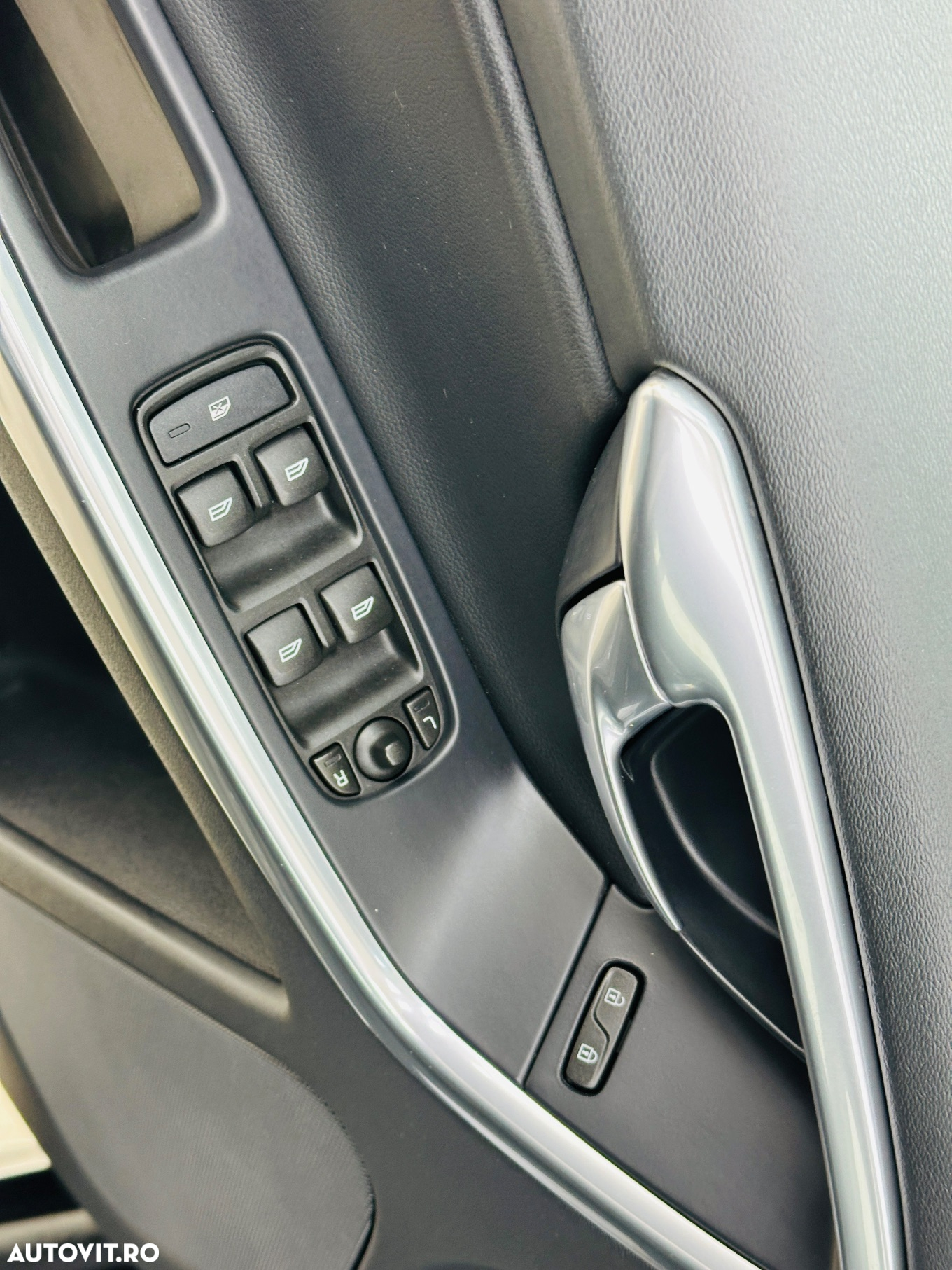Volvo XC 60 - 23