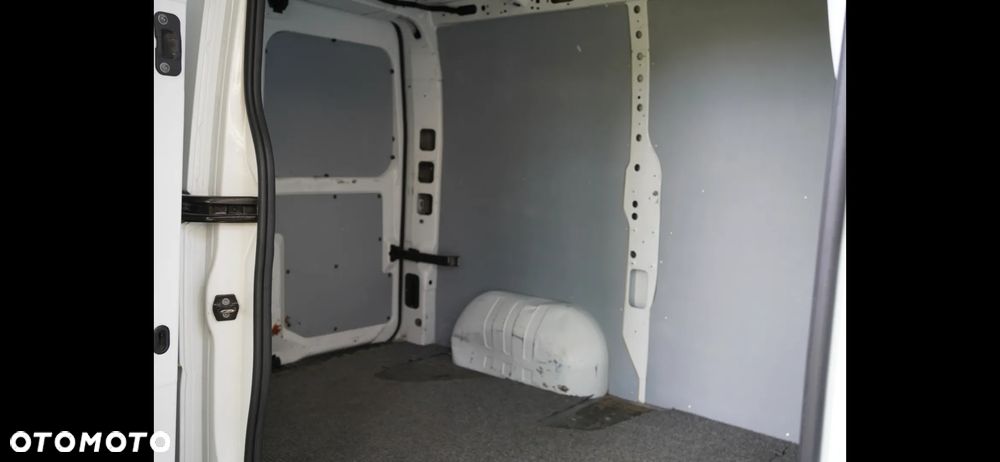 Renault Master - 33