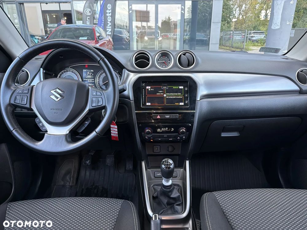 Suzuki Vitara 1.4 Boosterjet SHVS Premium 2WD - 26