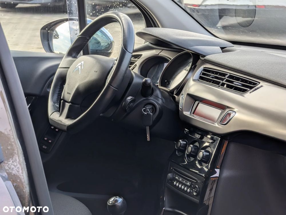 Citroën C3 1.2 VTi Exclusive - 30