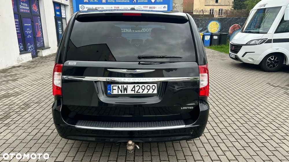 Chrysler Town & Country 3.6 Limited - 4