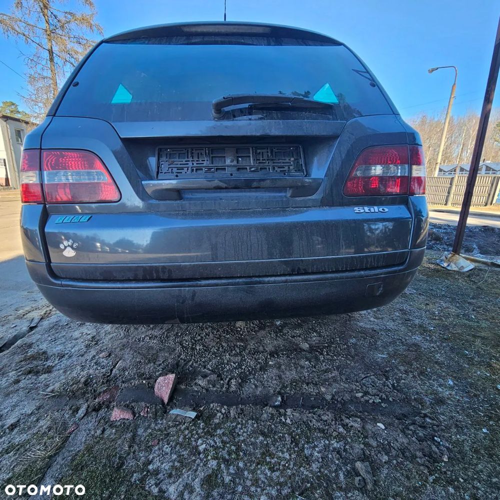 Fiat Stilo 1,6 B 76 kW / 103 KM (2003 kombi) (kod lak: 675) pojazd na części: maska, zderzak, drzwi, szyby, lusterka, chłodnica ... - 22