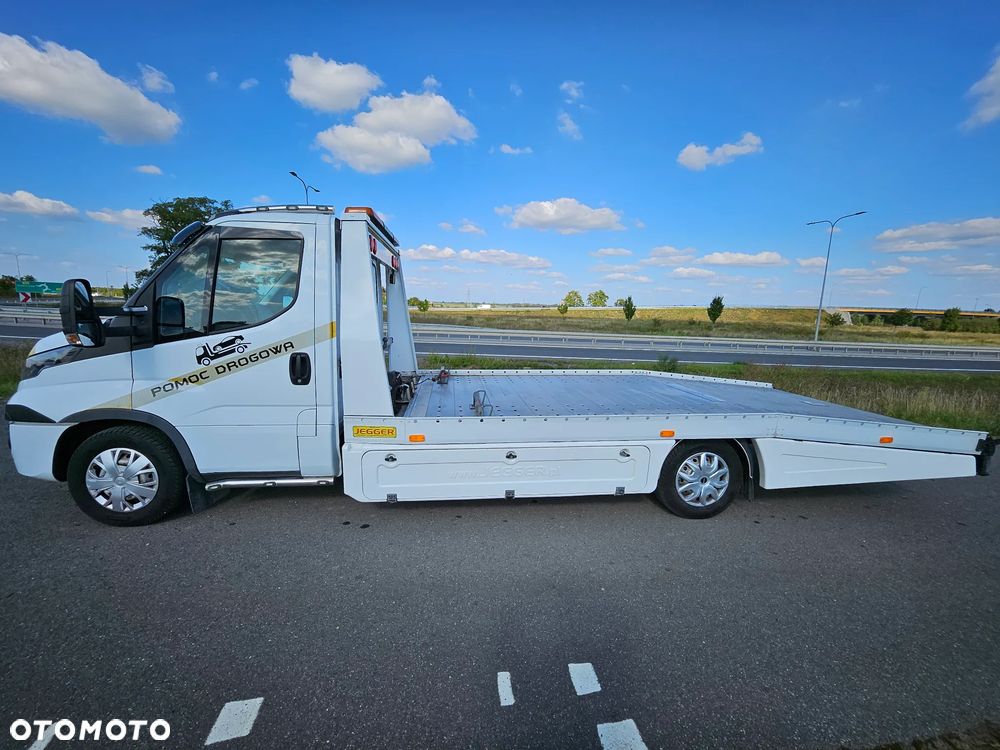 Iveco DAILY 35S18 - 9
