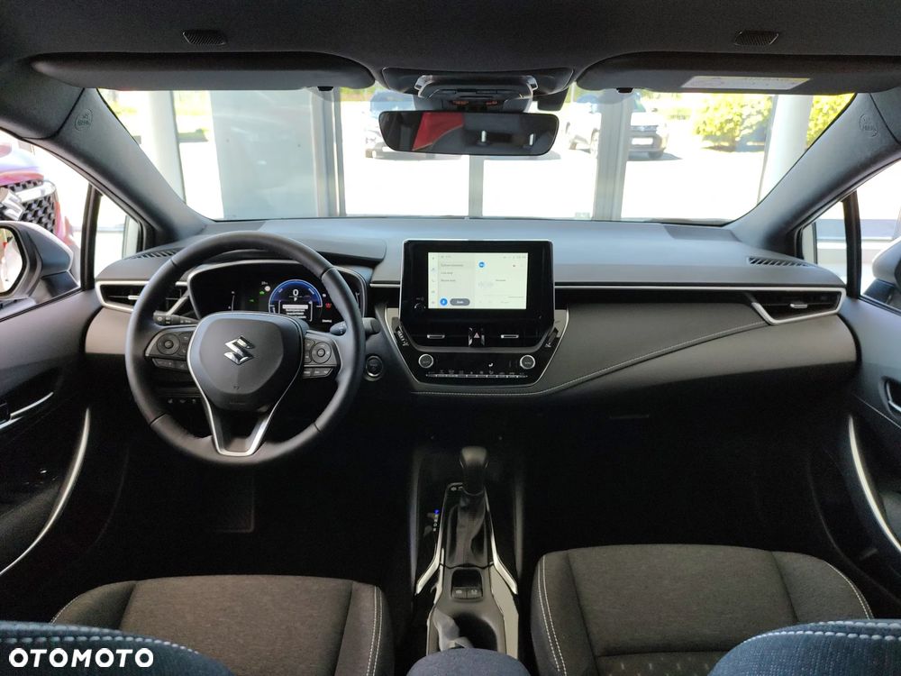Suzuki Swace 1.8 Hybrid Premium Plus CVT - 23
