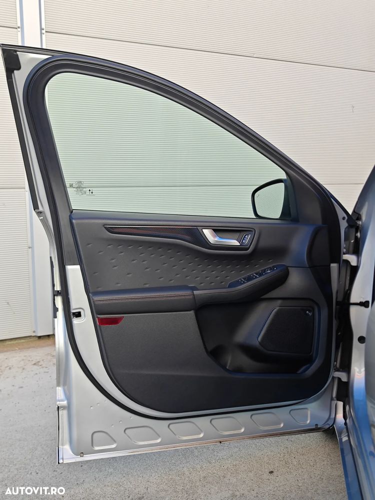 Ford Kuga 2.0 EcoBlue 4x4 Aut. ST-LINE X - 39