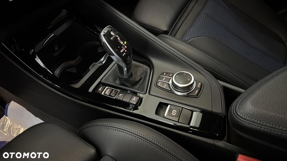 BMW X1 xDrive20i M Sport sport - 16