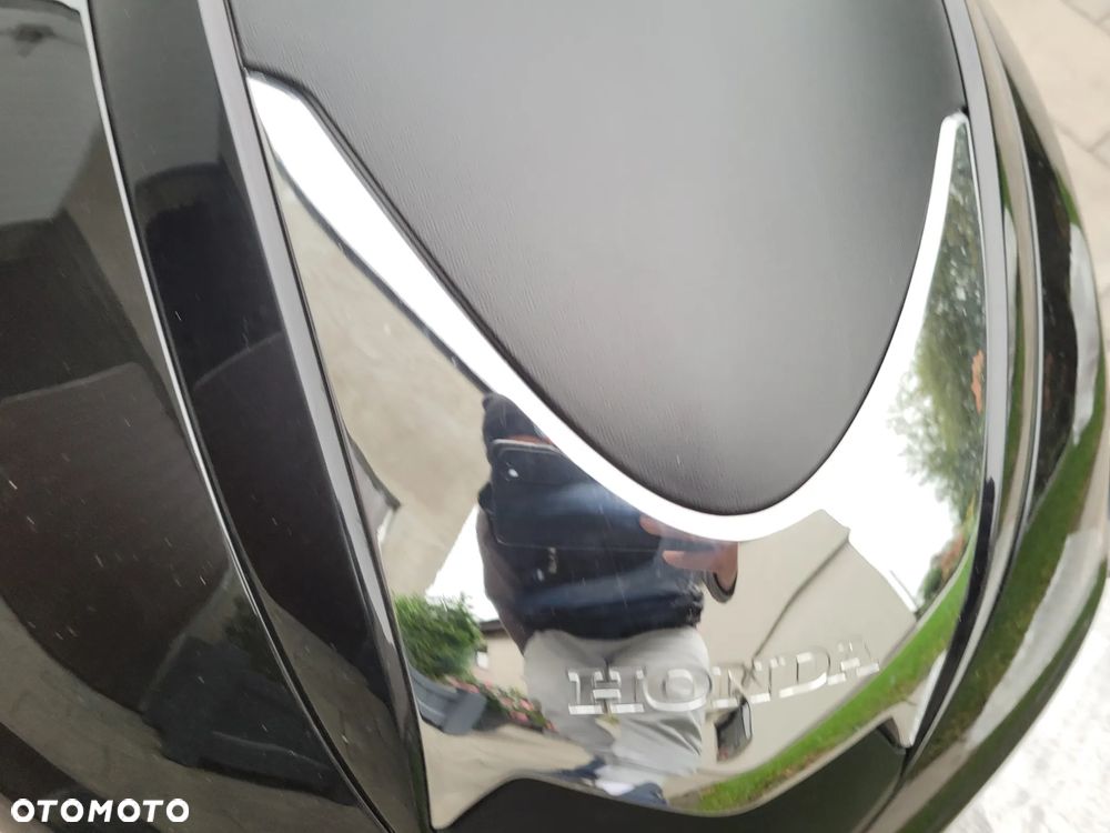 Kufer centralny Honda SH 125 300 - 14