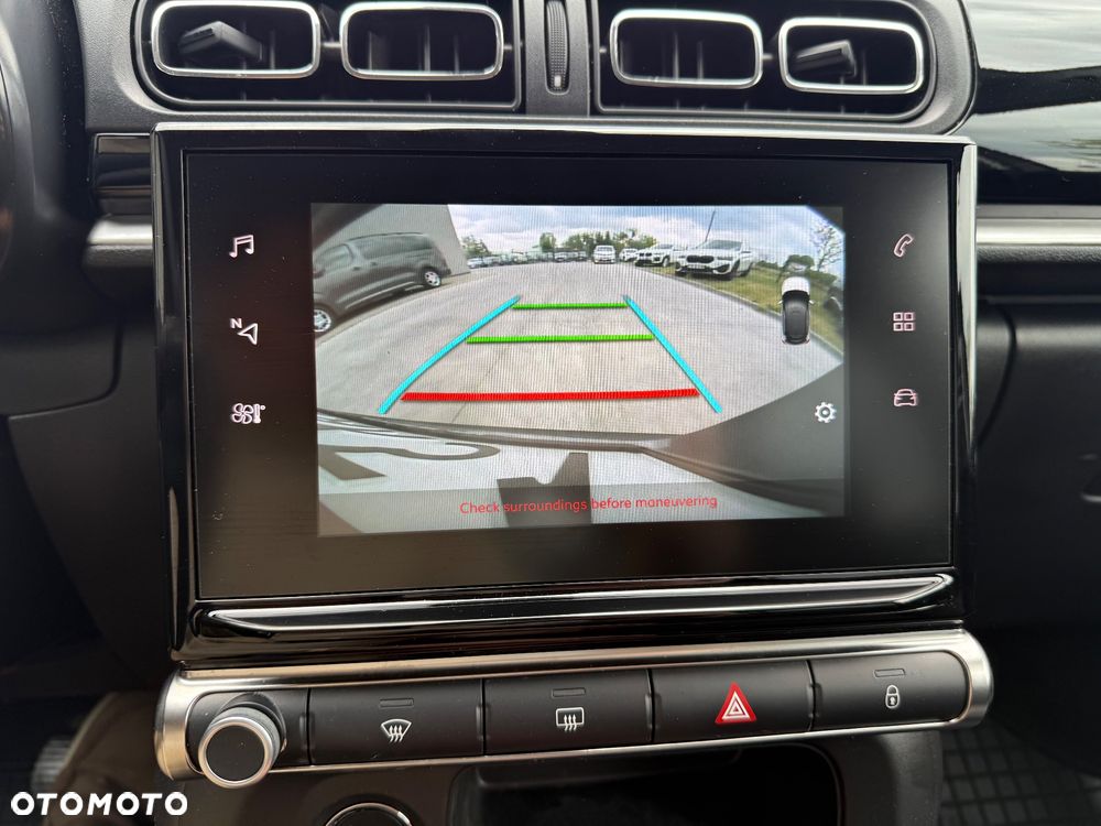 Citroën C3 1.2 PureTech Shine EAT6 - 18