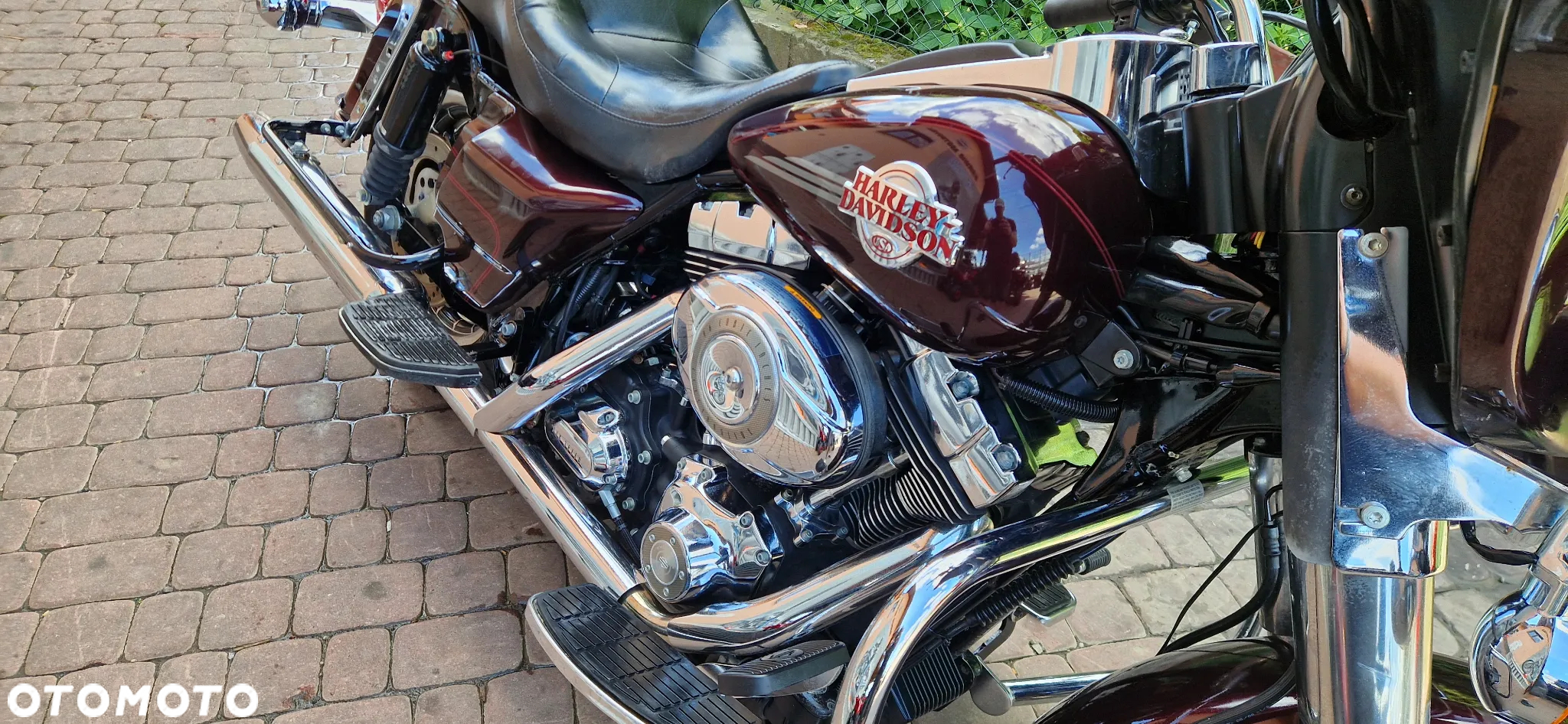 Harley-Davidson FLH Electra Glide - 18
