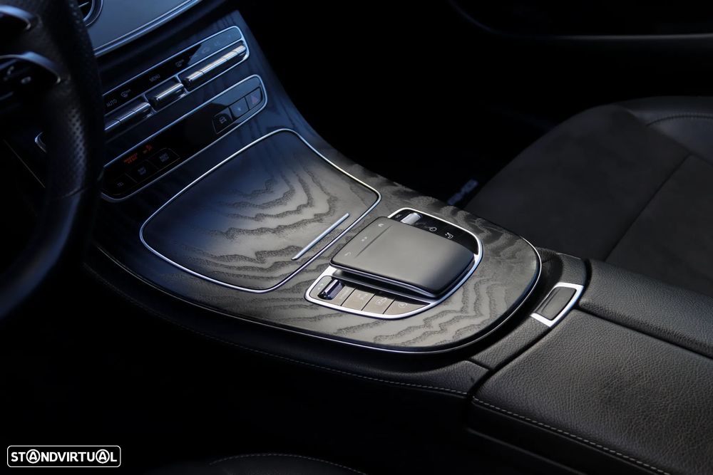 Mercedes-Benz E 220 d AMG Line 7L - 22