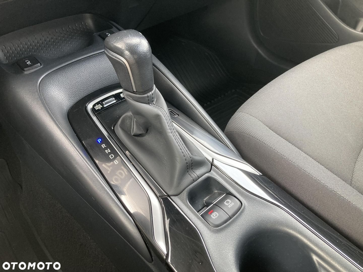 Toyota Corolla - 26
