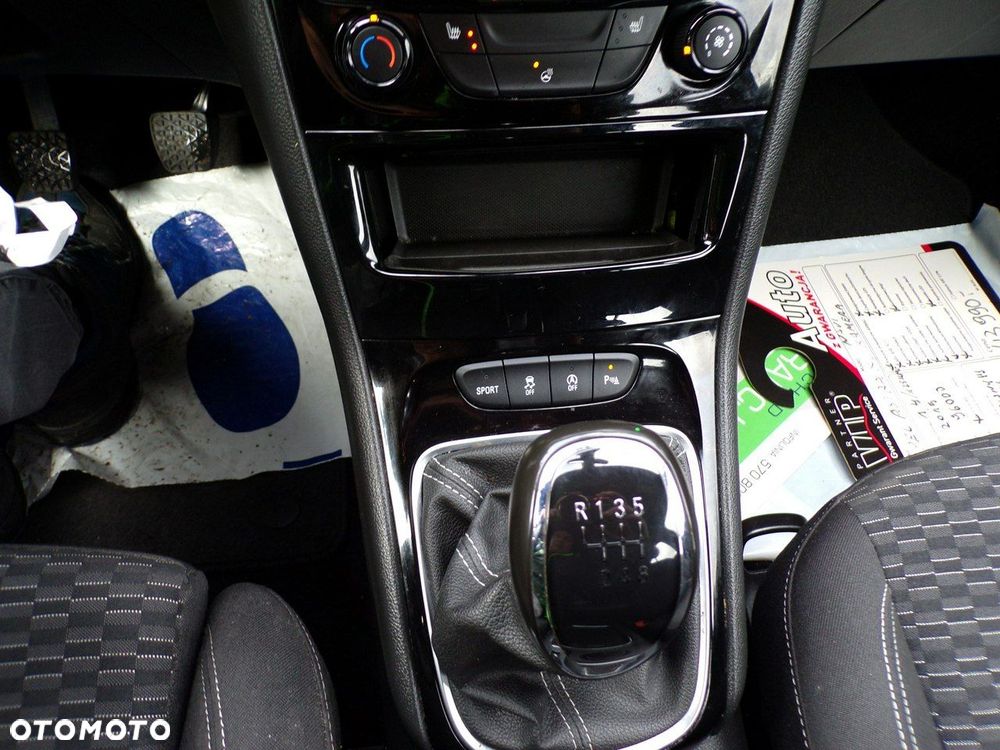 Opel Astra 1.4 Turbo Start/Stop Active - 23