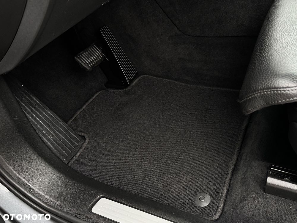 Volvo XC 60 D4 Inscription - 31