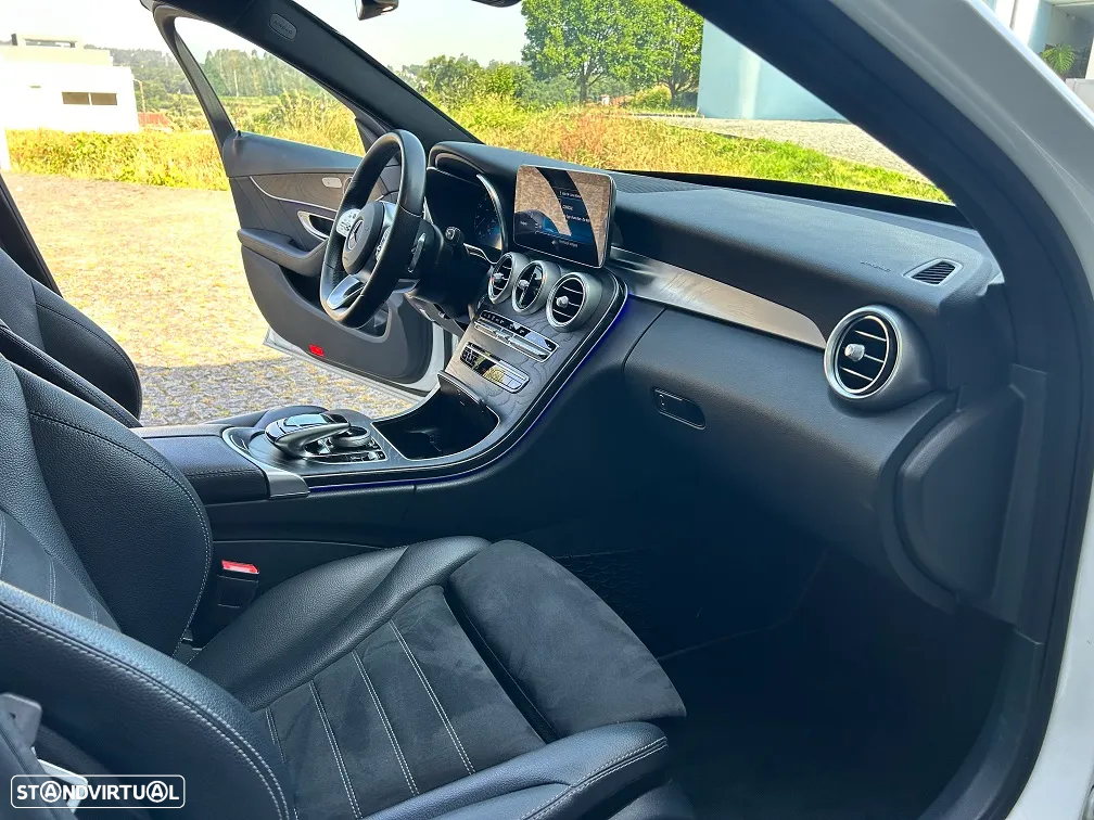 Mercedes-Benz C 300 de AMG Line - 19