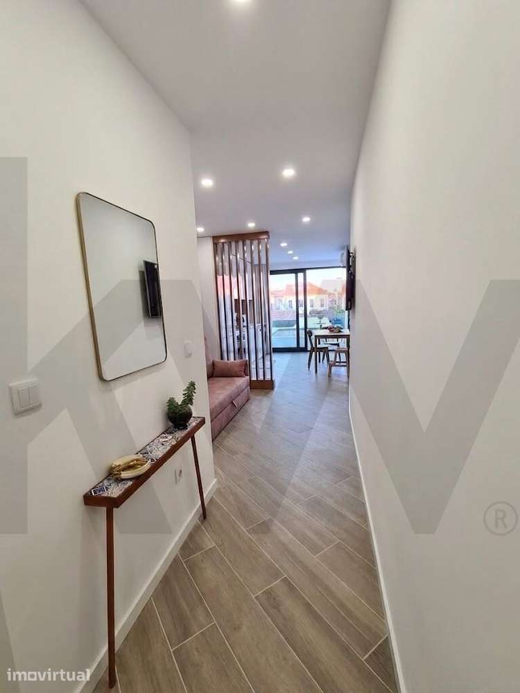 T0 (estúdio) Moderno na Beira-Mar com Varanda Privada e Wi-Fi (Disponí - Grande imagem: 2/7