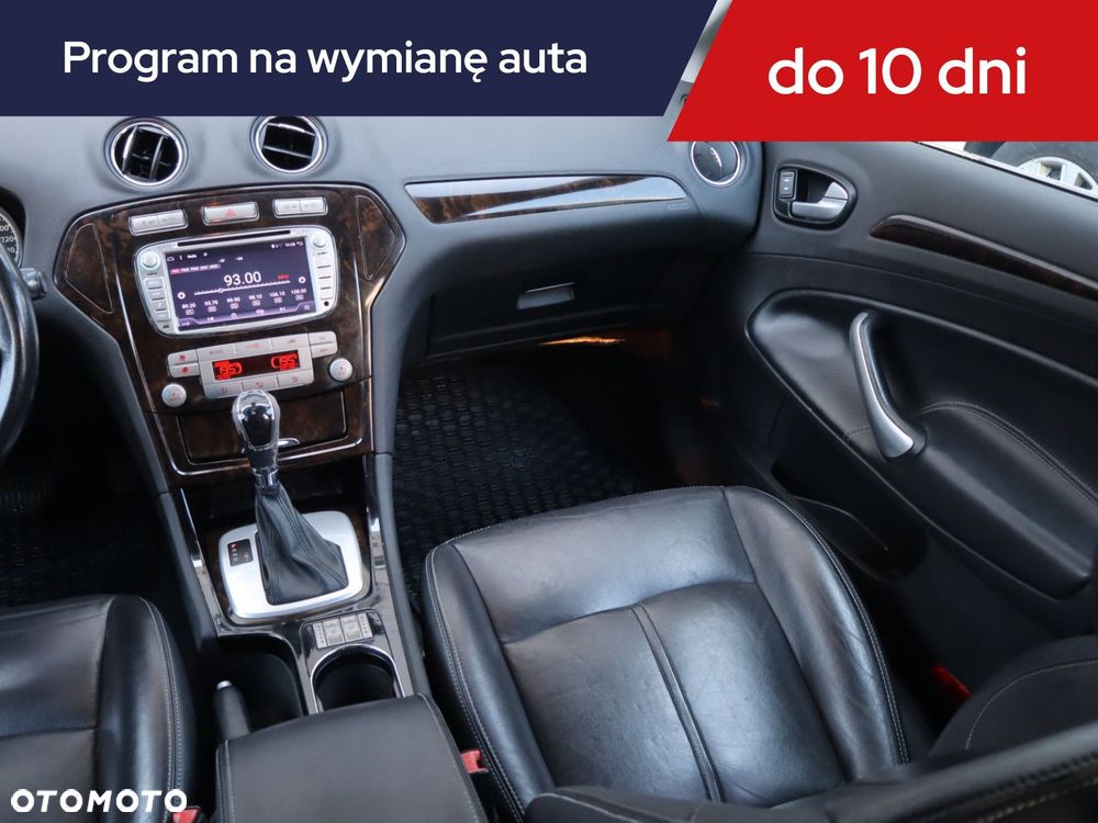 Ford Mondeo - 10