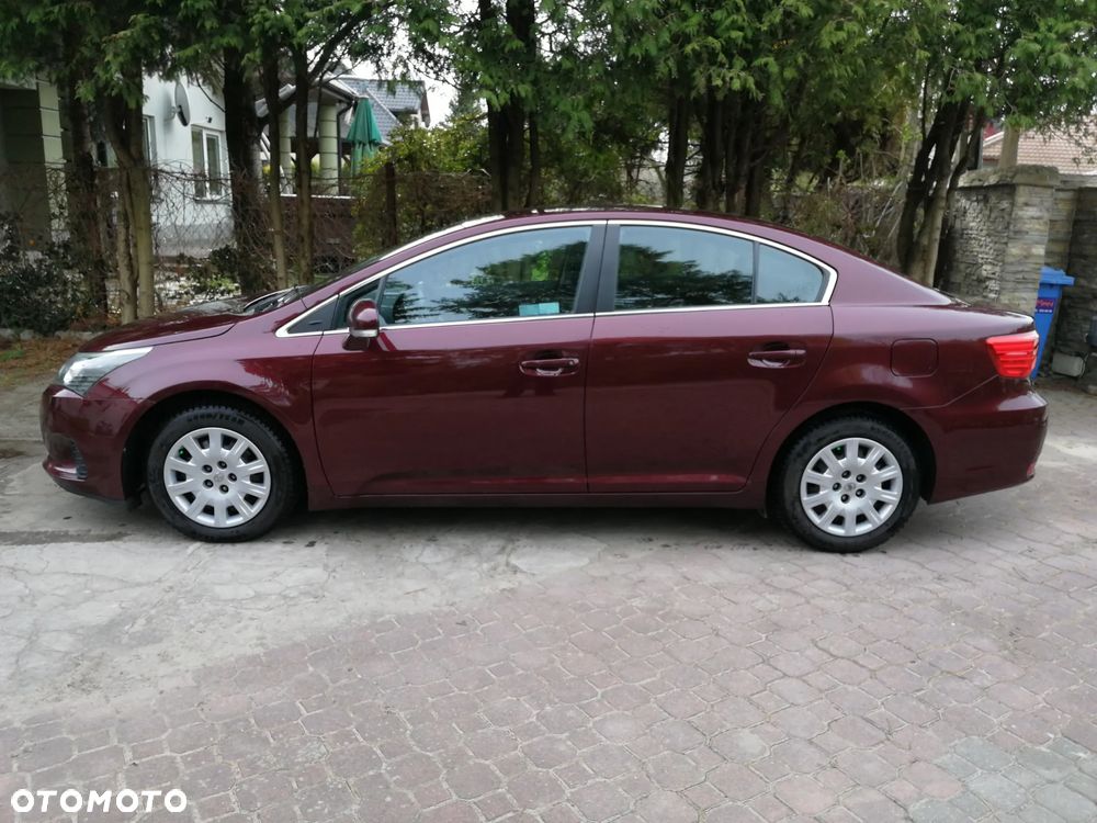 Toyota Avensis 2.0 D-4D Active - 1