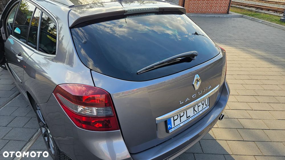 Renault Laguna 2.0 DCi GT 4WS - 40