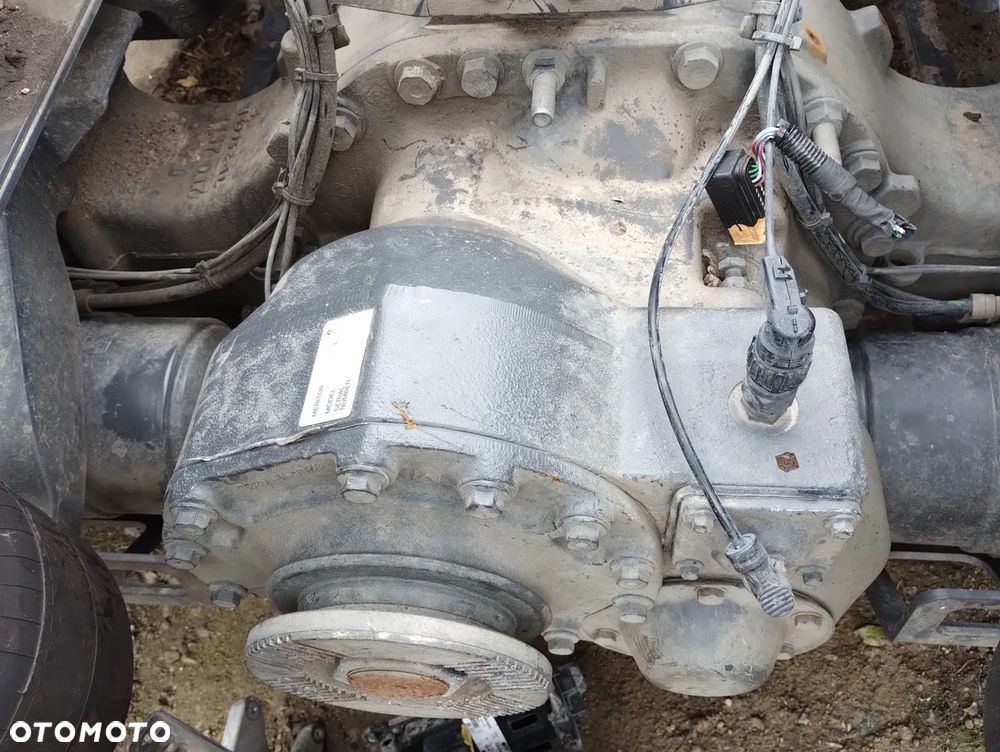 Wkład mostu Główka Dyfer Przelotowy VOLVO FH 6x4 2023 RTS2370 A 2,83 - 2