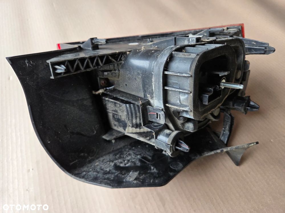 Lampa tylna prawa Citroen C4 Cactus LIFT - 9
