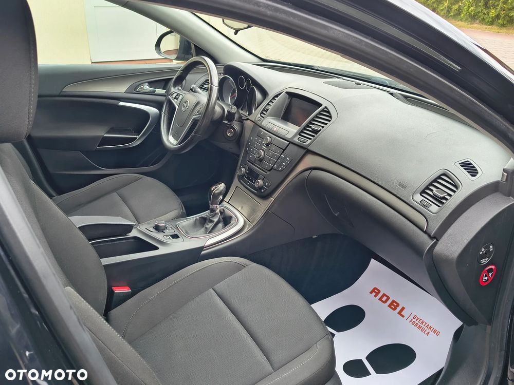 Opel Insignia 2.0 CDTI - 17