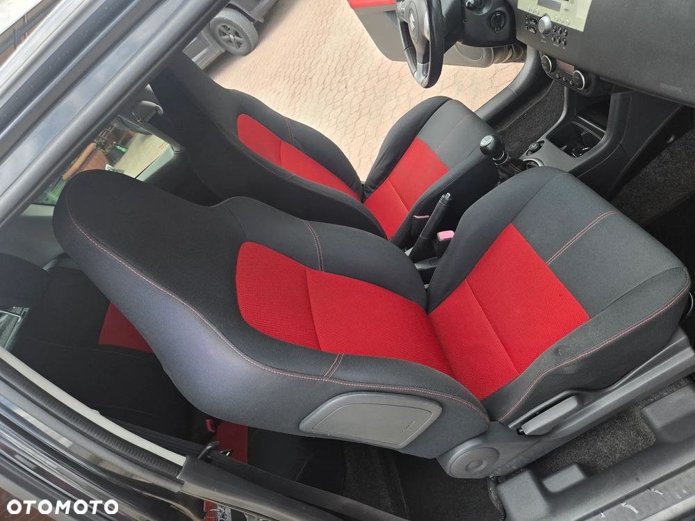 Suzuki Swift 1.6 Sport Rallye N' Style - 16