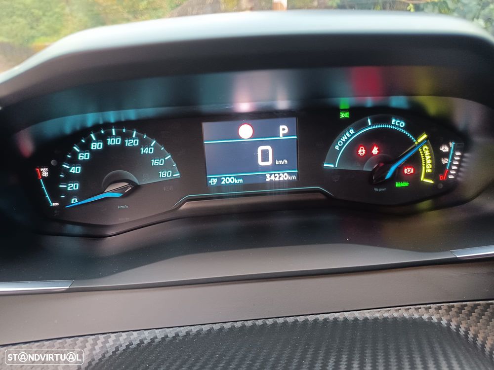 Peugeot e-2008 50 kWh Active Pack - 10