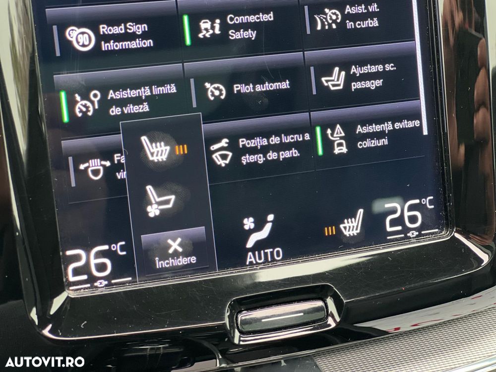 Volvo XC 60 T8 Twin Engine AWD R-Design - 26