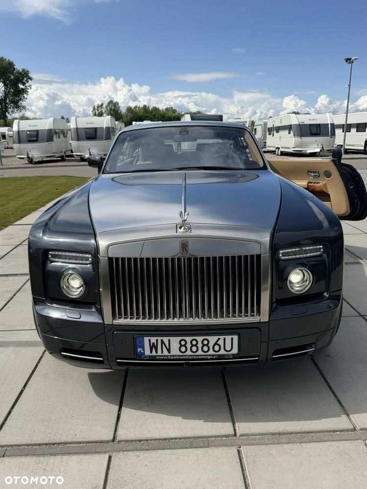 Rolls-Royce Phantom - 3
