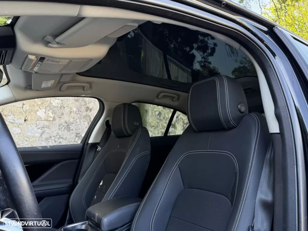 Jaguar I-Pace - 22
