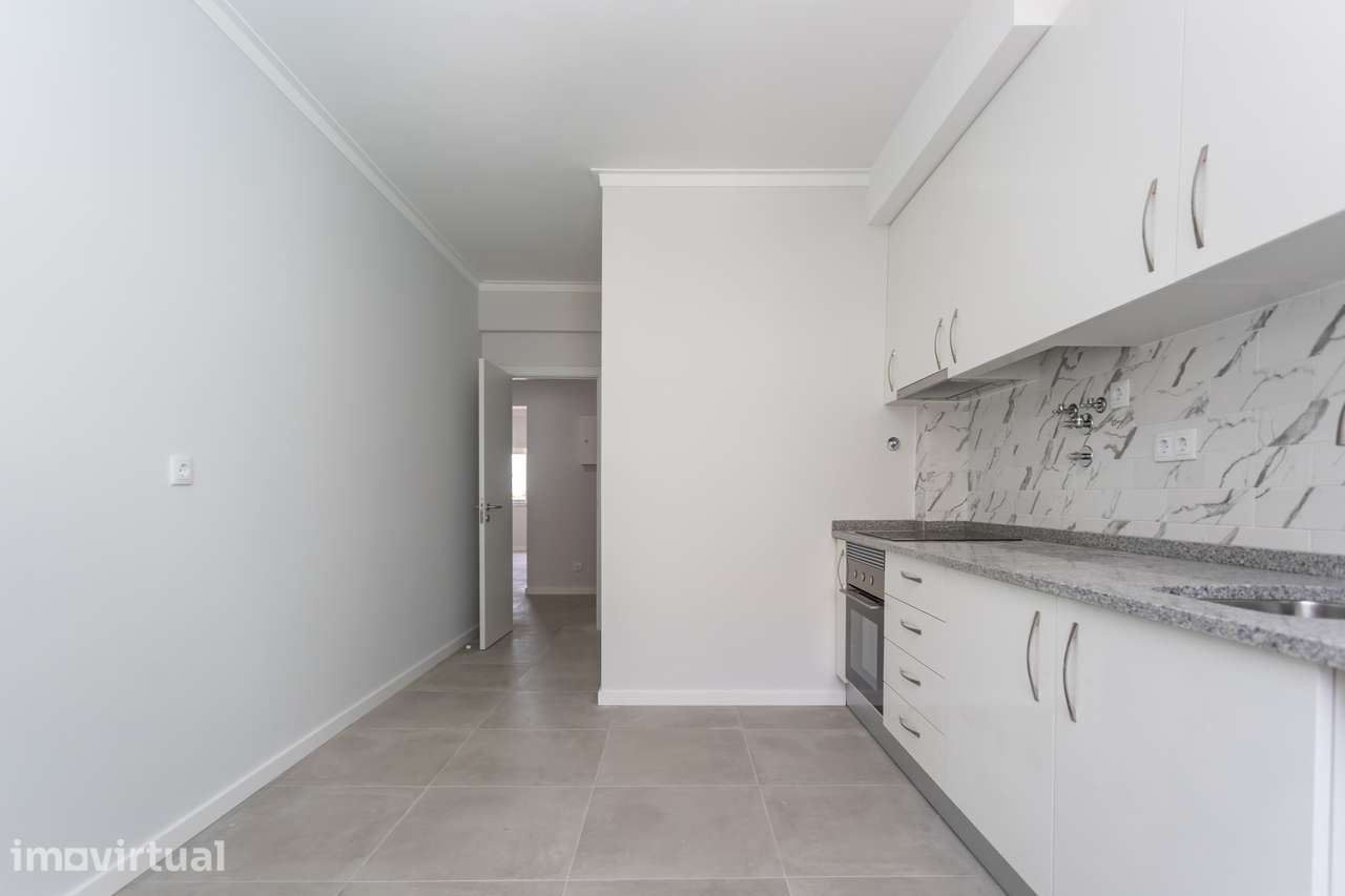 APARTAMENTO T3  REMODELADO CASAL DO MARCO - Grande imagem: 2/16