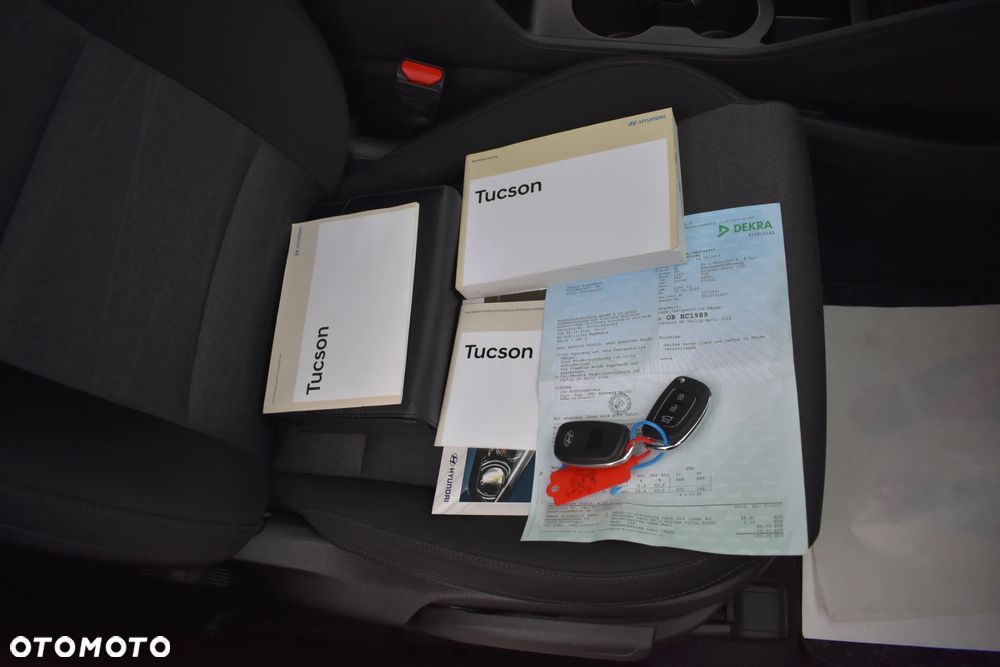 Hyundai Tucson blue 1.6 CRDi 2WD DCT Premium - 38